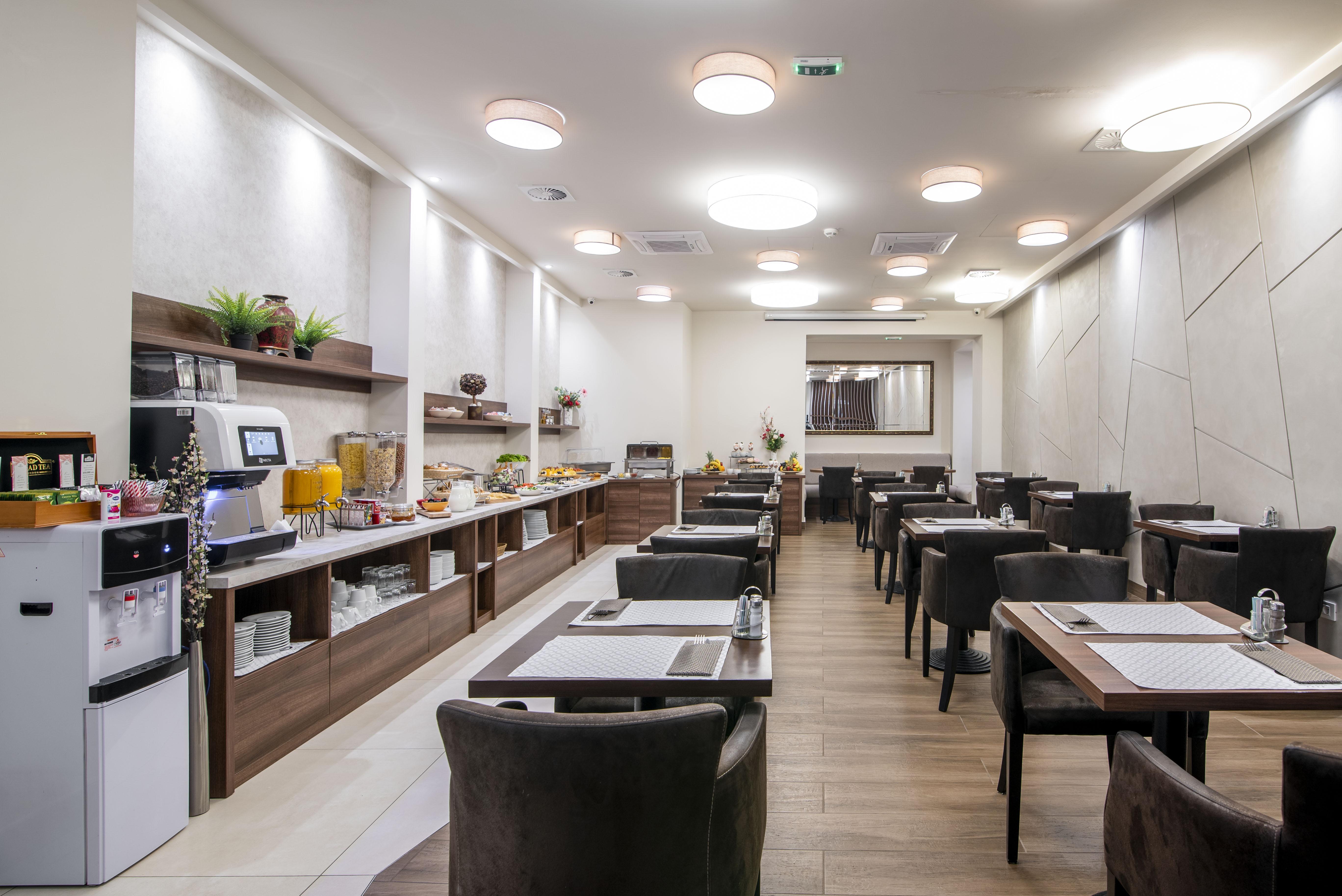 Hotel Opera Garni Belgrád Kültér fotó