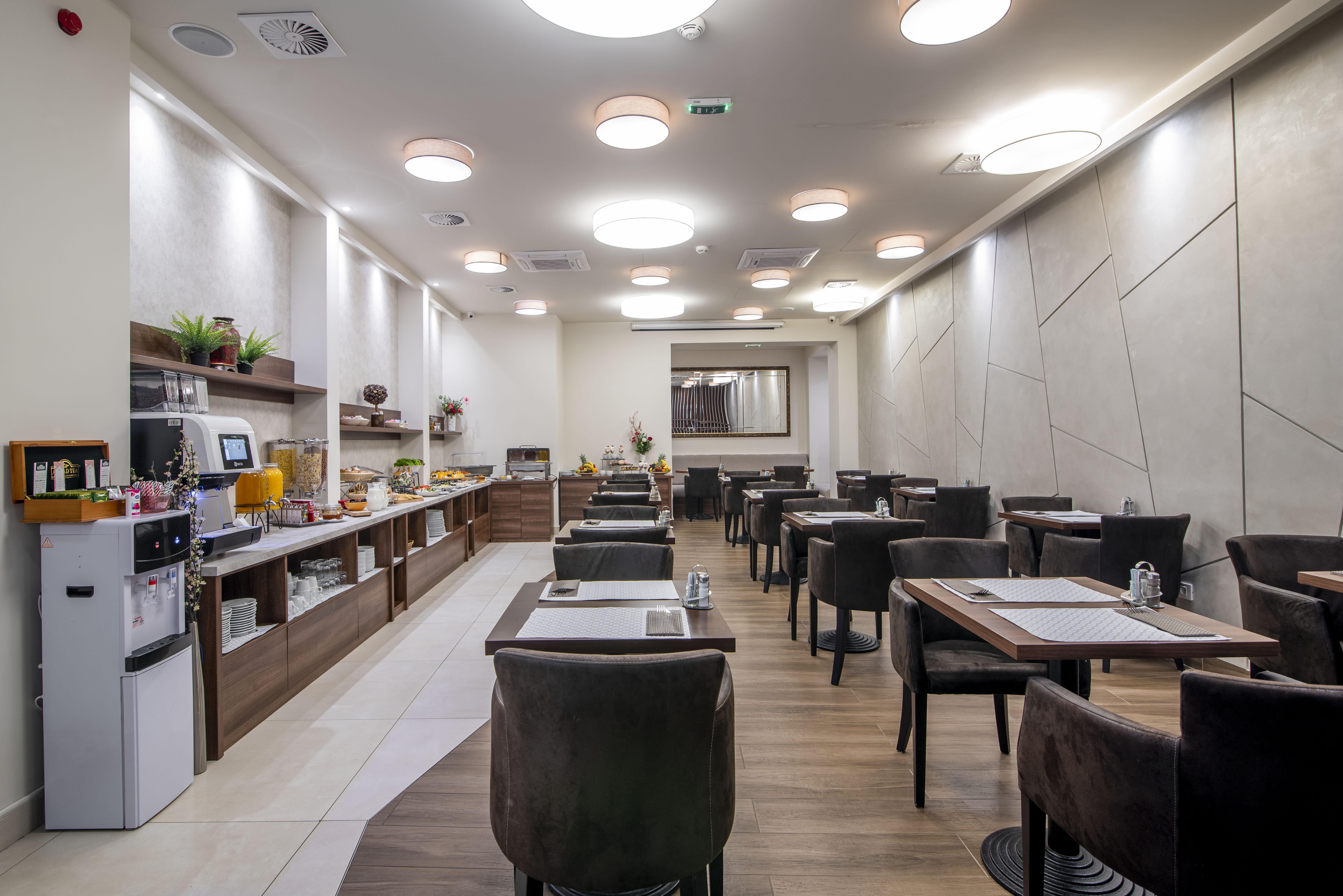 Hotel Opera Garni Belgrád Kültér fotó