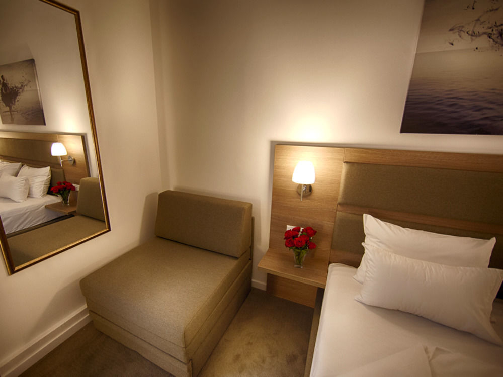 Hotel Opera Garni Belgrád Kültér fotó