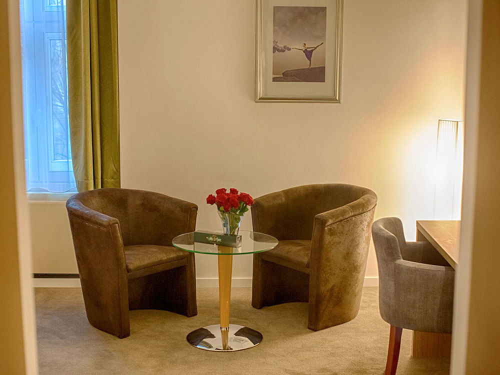 Hotel Opera Garni Belgrád Kültér fotó